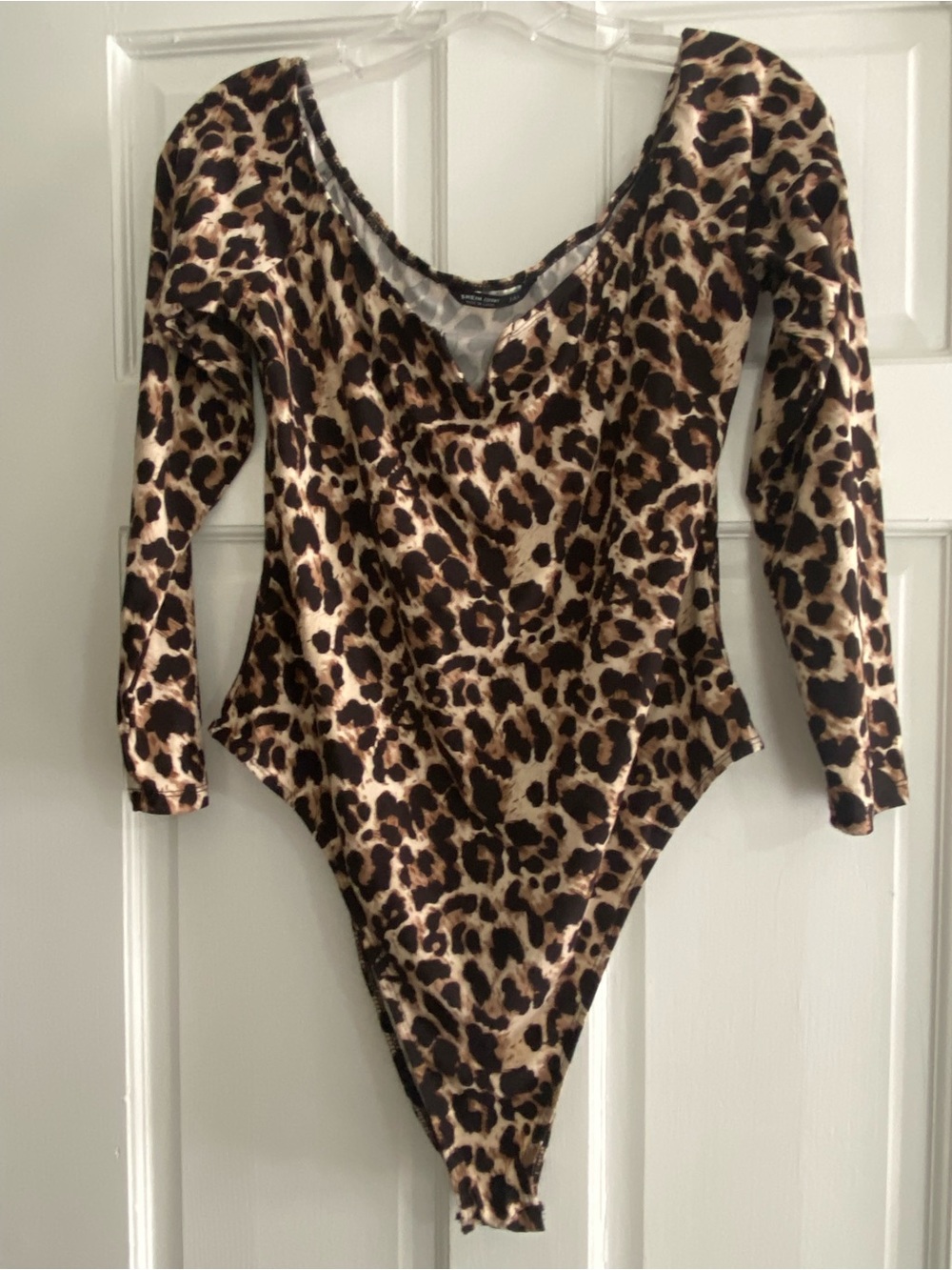 SHEIN - Off the shoulder Leopard Print Long Sleeve Bodysuit - Brown Black Cream